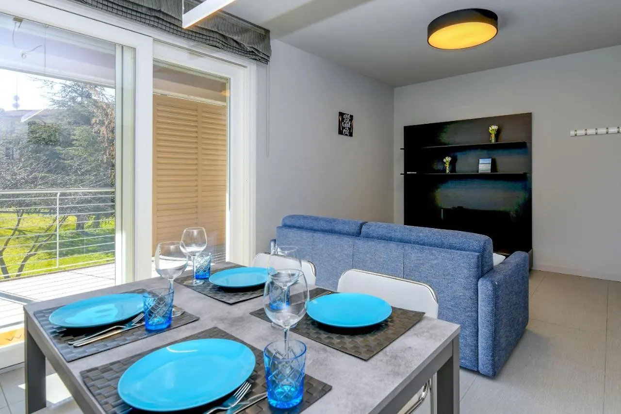 Rio Beach Apartment デセンツァーノ・デル・ガルダ 0*,  イタリア