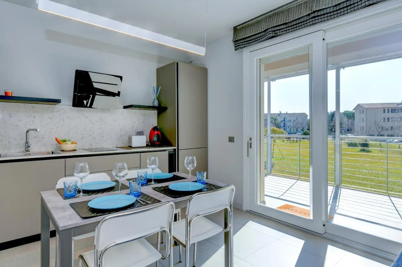 Rio Beach Apartment デセンツァーノ・デル・ガルダ イタリア
